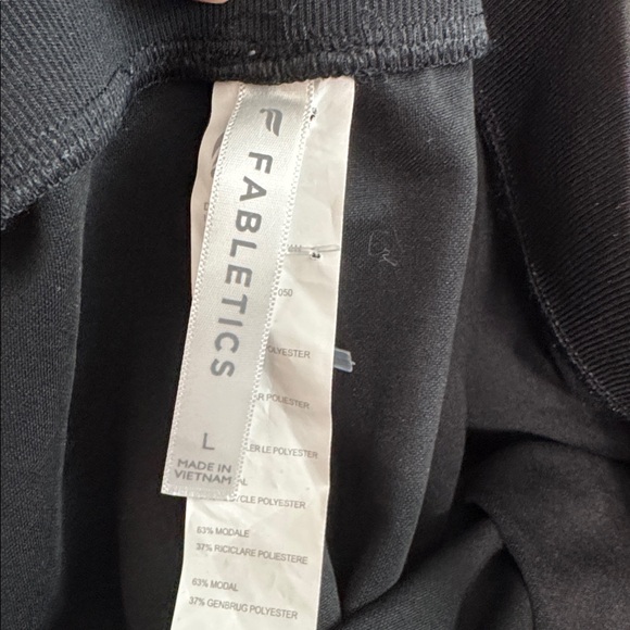 FABLETIC Downtown Wide Leg Black Pull-On Athleisure Pants - Picture 3 of 5